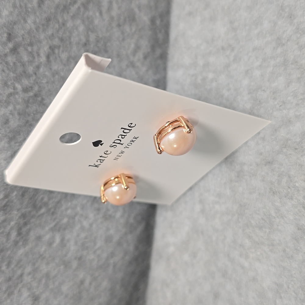 Kate Spade Rise and Shine Blush Pearl Earrings NWT - Picture 3 of 4
